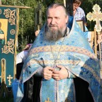 2.Настоятель Свято-Георгиевского храма протоиерей Николай Коляда