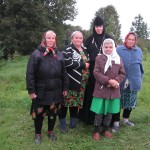 Настоятельница монастыря м. Илария с жительницами д. Слобода