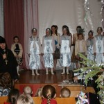 Ребят поздравляет матушка Илария