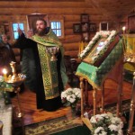 молебен с водосвятием. Служит иерей Александр Голубев