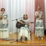 Выступление в д. Вымно. трио "Яблонька"