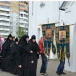 Крестный ход. Настоятельница и сестры Свято-Успенского монастыря