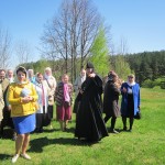 Светлая седмица. Гости из Бычихи и Витебска. Матушка Илария знакомит с историей обители.