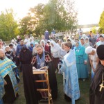 Вечерня с акафистом Успению Пресвятой Богородицы.